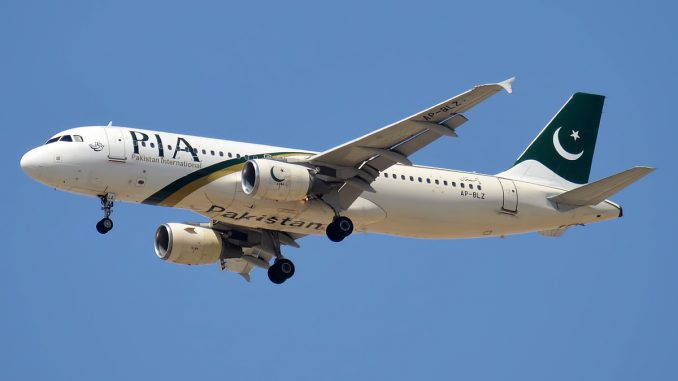 Pakistan International Airlines Airbus A320