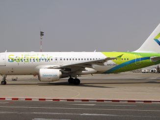 SalamAir Airbus A320