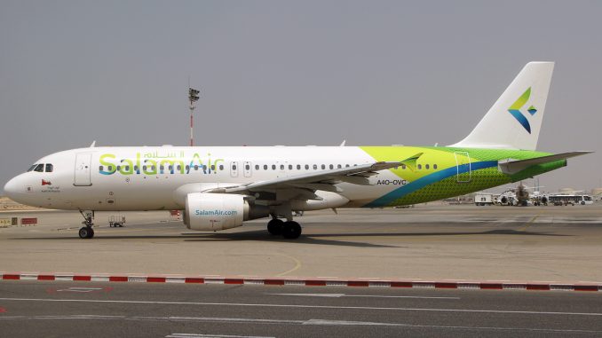 SalamAir Airbus A320